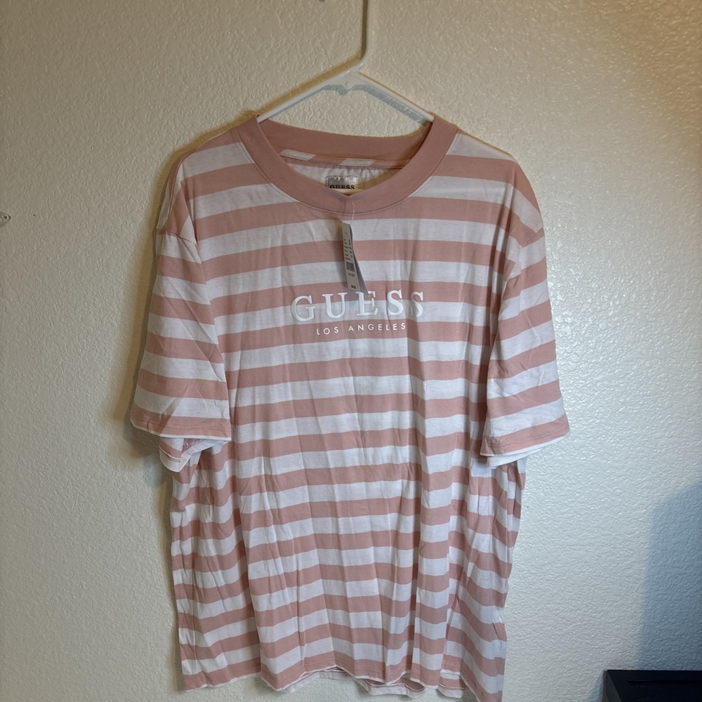 VTG‎ NEW** Guess Los Angeles Mens Pink White Stripe Short Sleeve TShirt Size xL - Picture 1 of 5